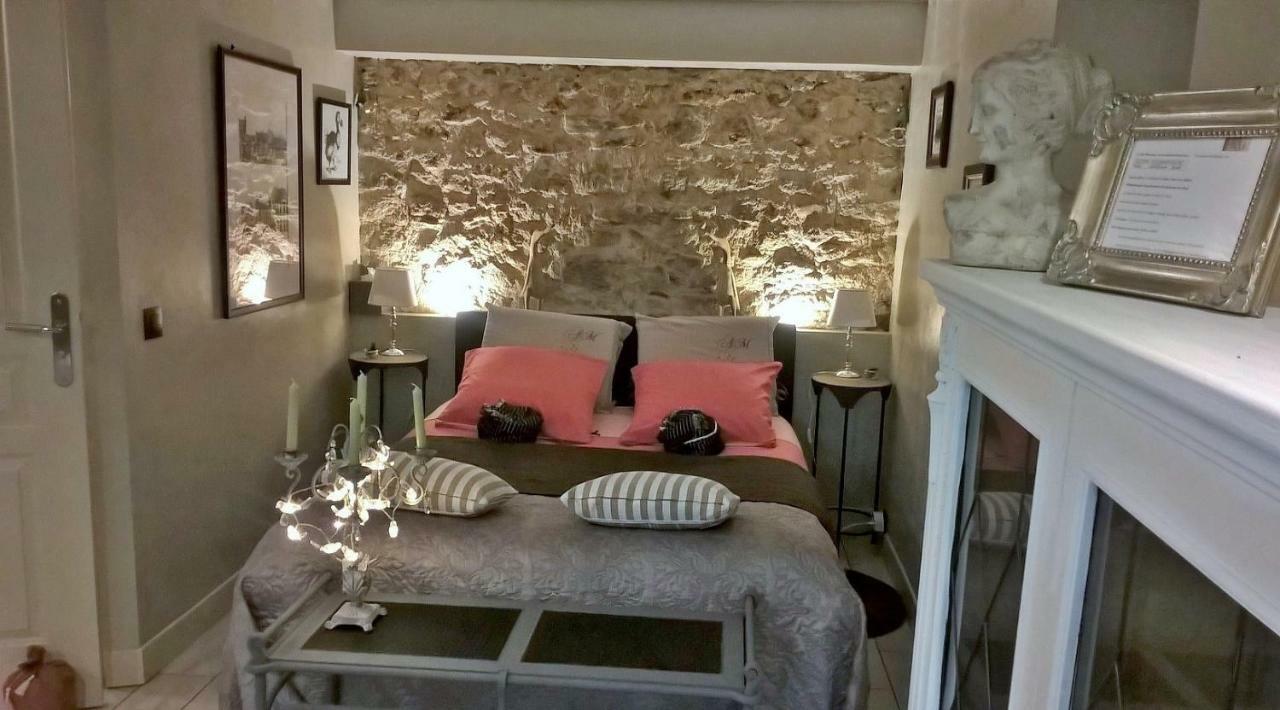 Le Clos Manceau Bed & Breakfast Le Mans Exterior photo